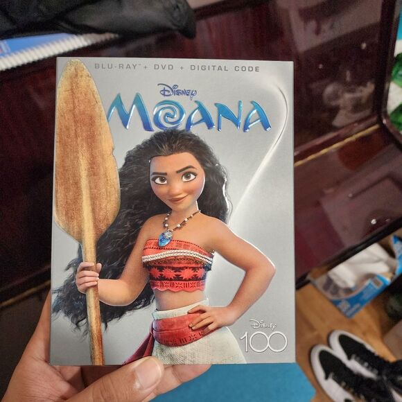 Disney Moana Blu-ray, DVD, & Digital Code NEW Disney 100 Collector's Edition - Picture 1 of 10